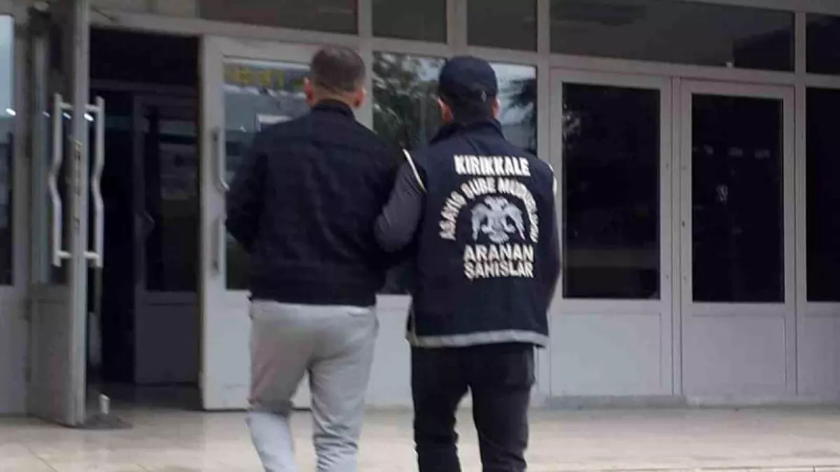 dolandiricilik suclusu kirikkalede yakalandi LJUM4z6R.jpg