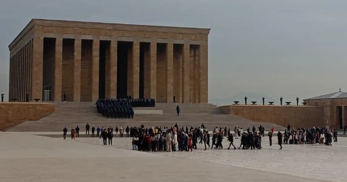 maltepeliler atasiyla bulusuyor FWYkHwW9.webp