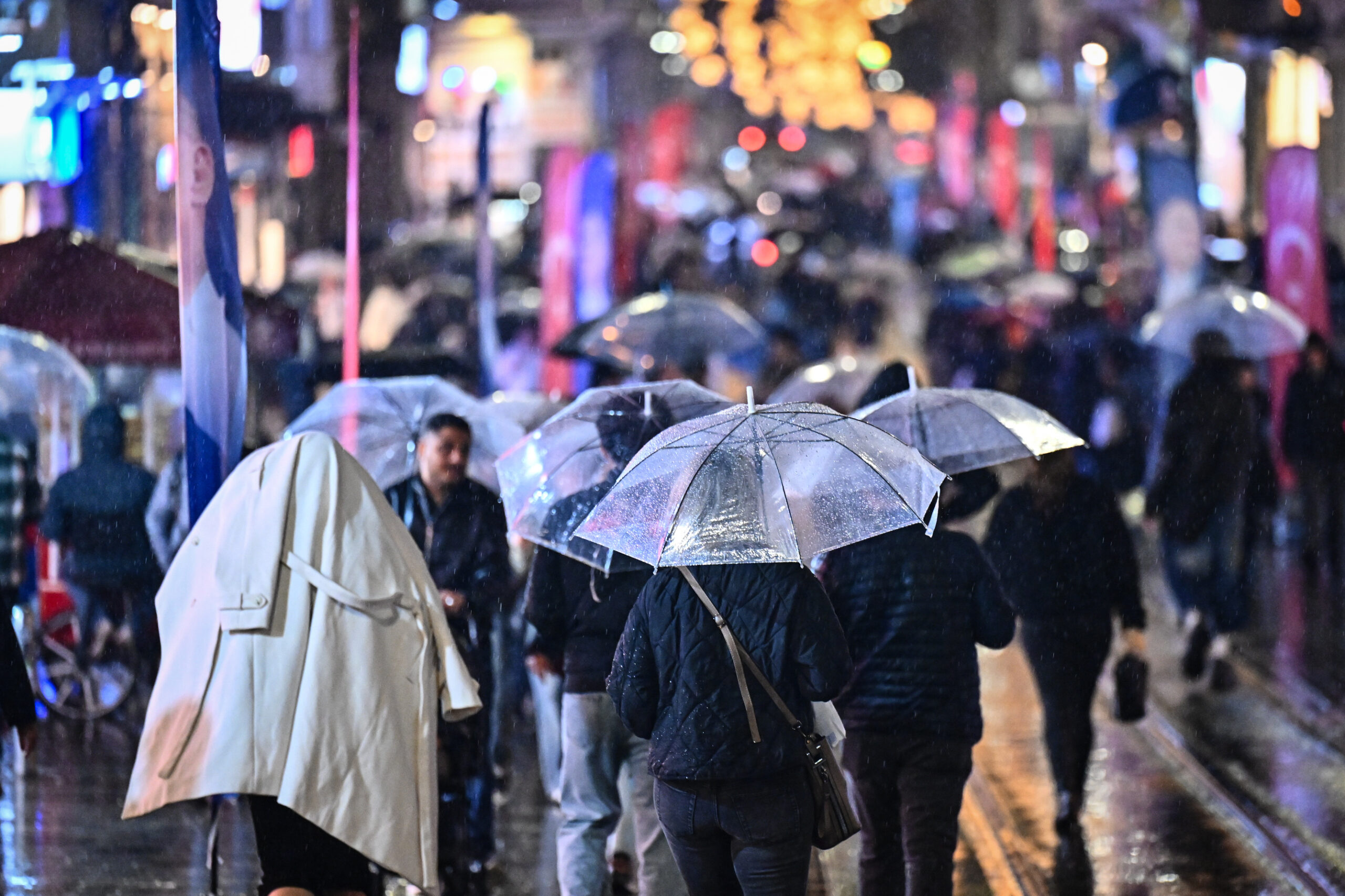 meteorolojiden 30 il icin uyari saganak yagis etkili olacak IjTFcVgW.jpg