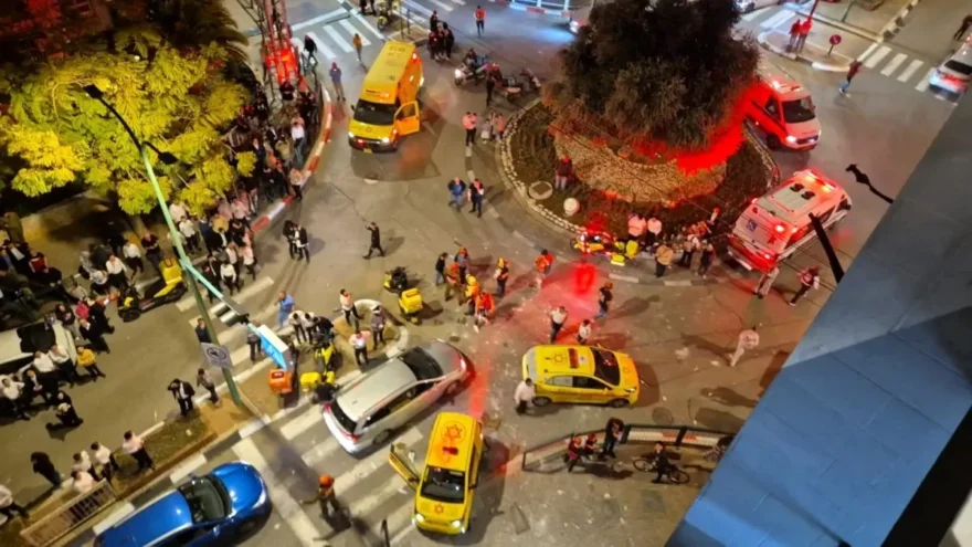 İran’ın İsrail’e Yönelik Füze Saldırısı: 7 Yaralı