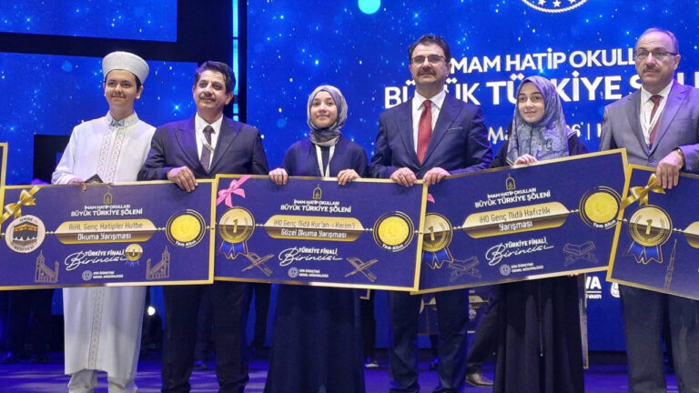 ayse-betul-yildirim-turkiye-birincisi-oldu-fle5gKvl