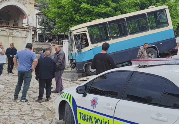 freni-bosalan-dolmus-dehset-sacti-once-otomobile-sonra-tarihi-hamama-CIZcN3JG